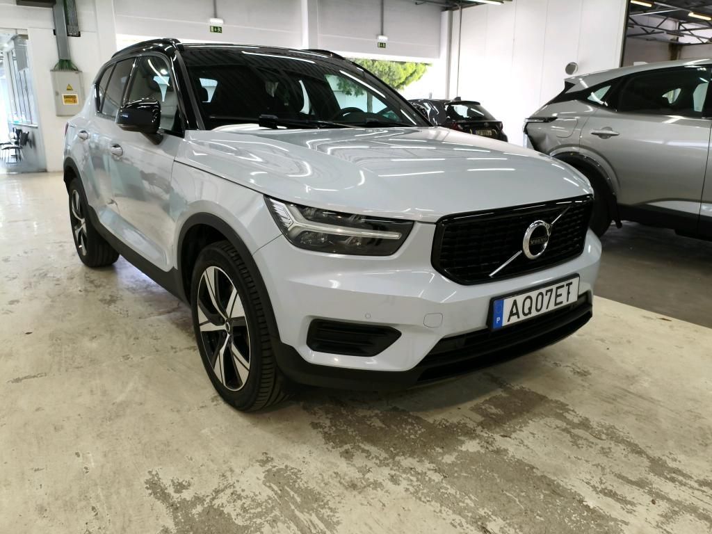 volvo-xc40-2022-hibrido-a-gasolina-1477cc