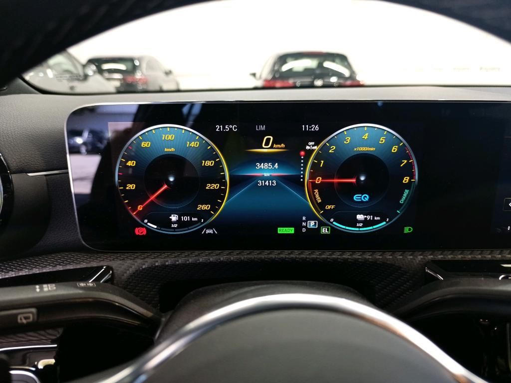mercedes-benz-classe-a-2022-hibrido-a-gasolina-1332cc