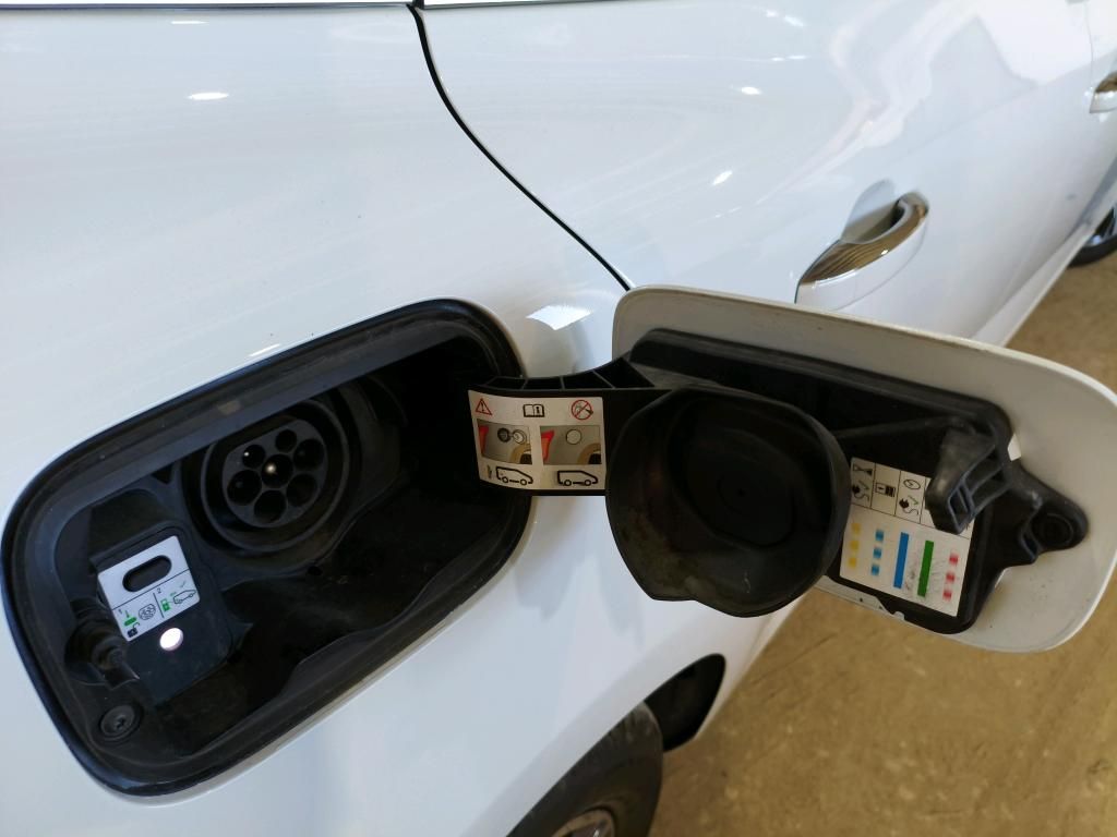 renault-megane-sport-tourer-2021-hibrido-a-gasolina-1598cc