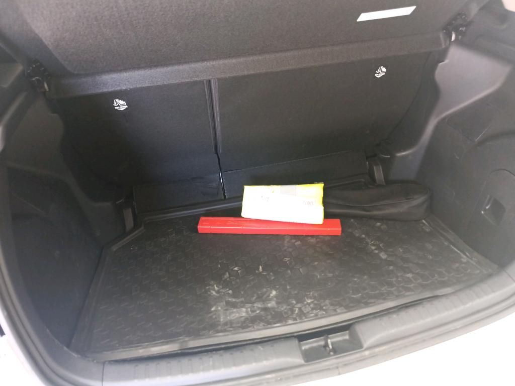 toyota-yaris-2021-hibrido-a-gasolina-1490cc