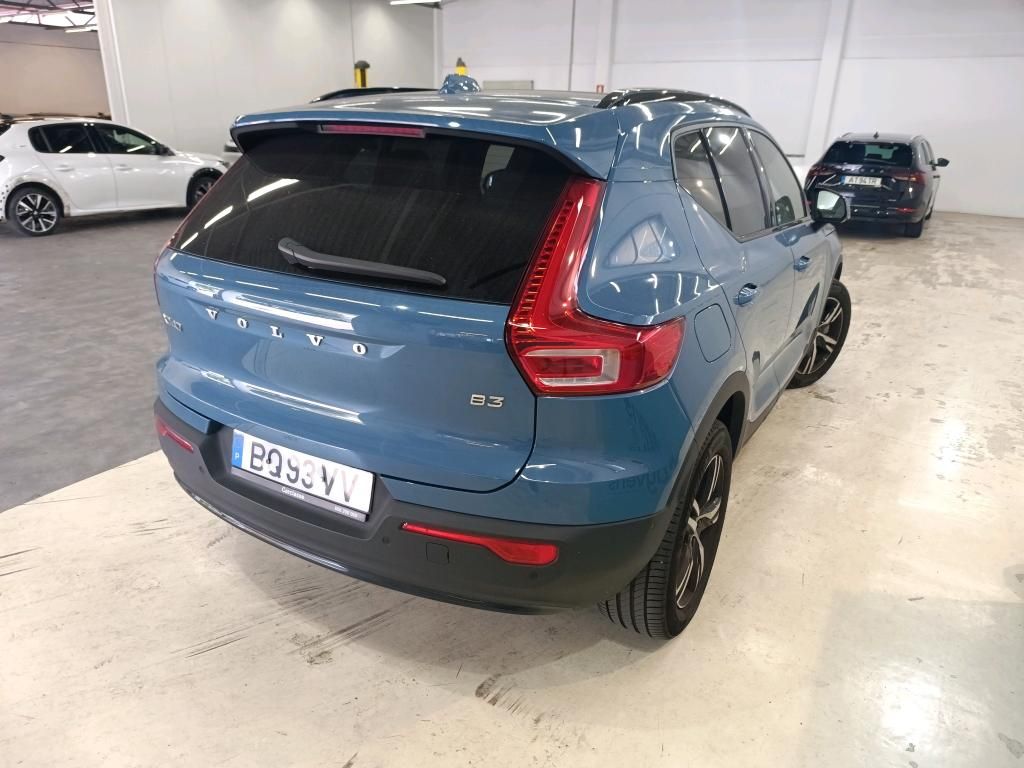 volvo-xc40-2025-gasolina-1969cc