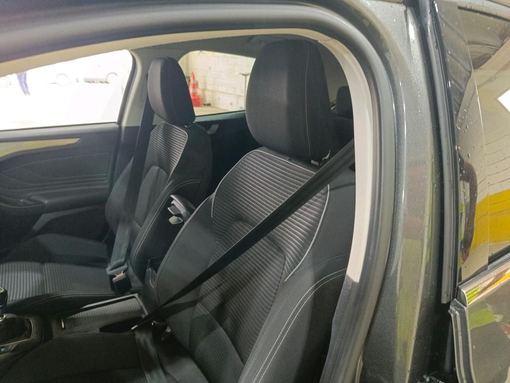 ford-focus-2020-gasolina-998cc