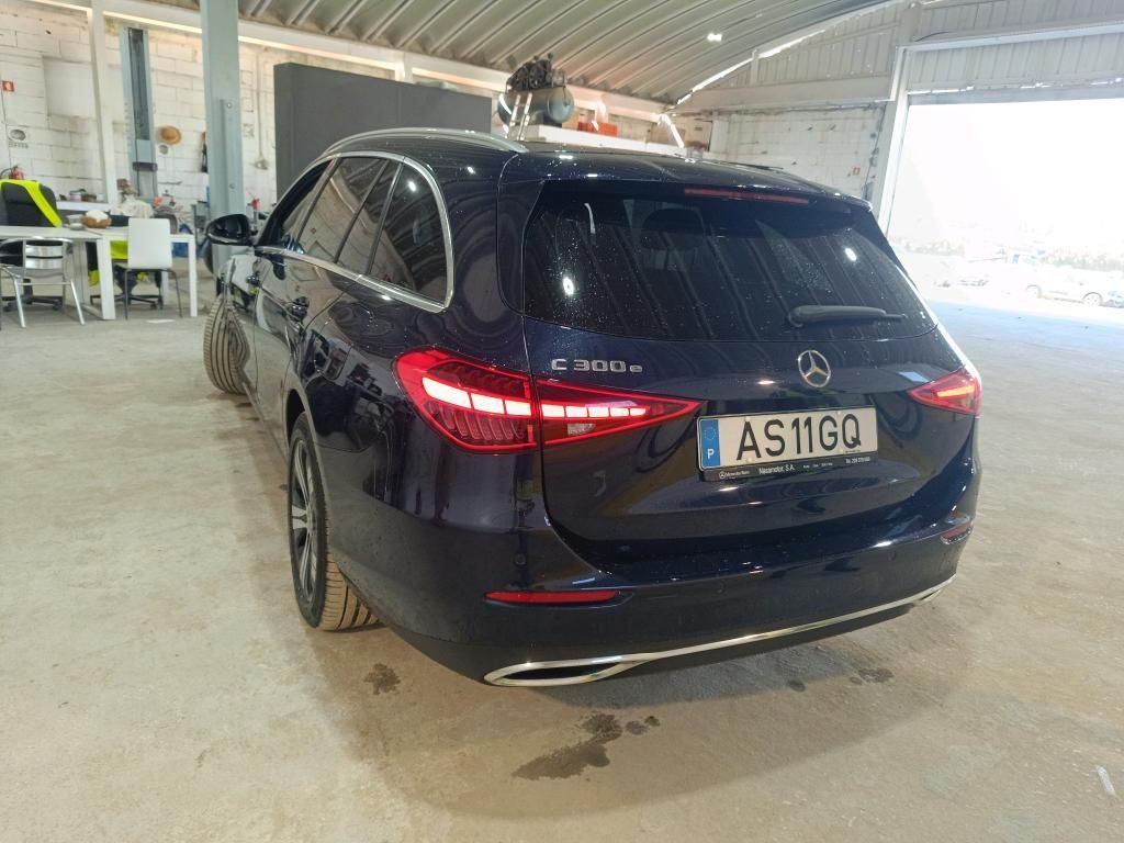 mercedes-benz-classe-c-2022-hibrido-a-gasolina-1999cc
