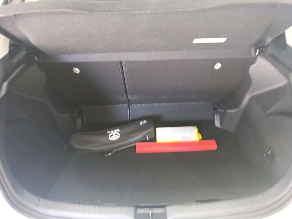 toyota-yaris-2021-hibrido-a-gasolina-1490cc