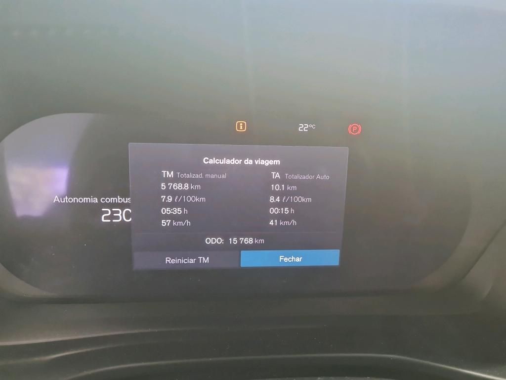 volvo-xc40-2025-gasolina-1969cc
