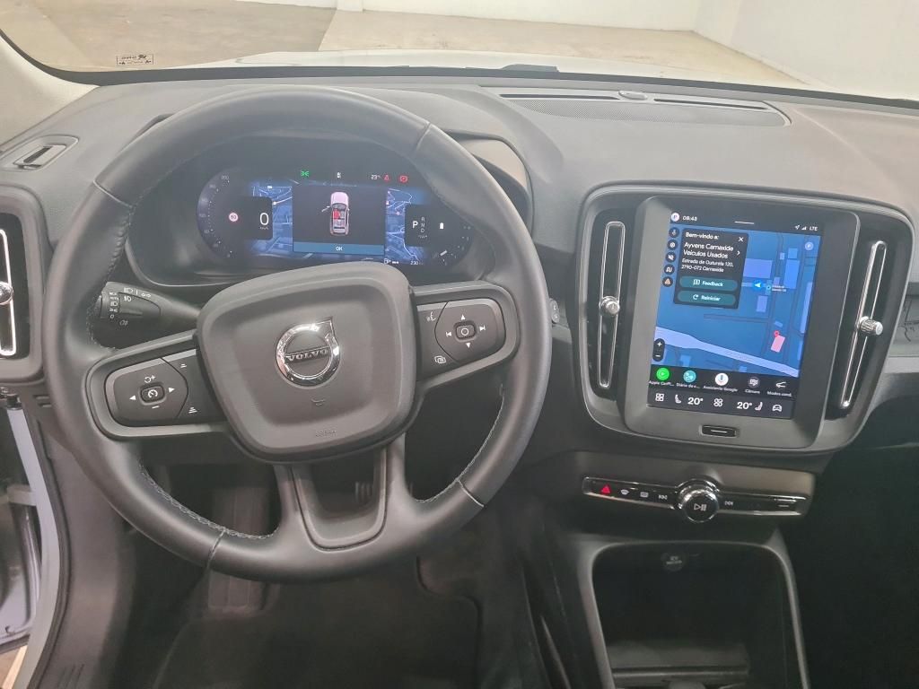 volvo-xc40-2025-gasolina-1969cc