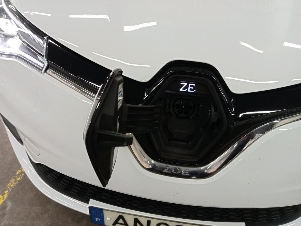 renault-zoe-2022-eletrico-0cc