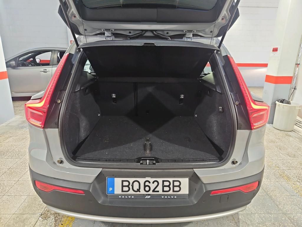 volvo-xc40-2024-gasolina-1969cc