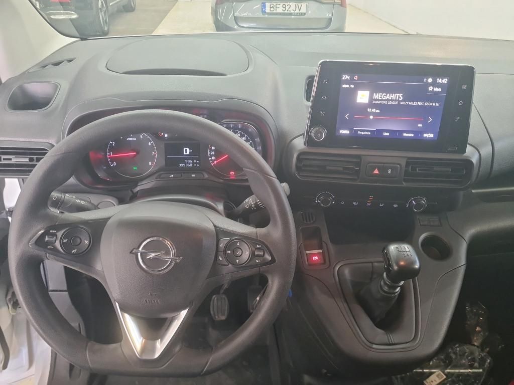 opel-combo-2022-diesel-1499cc