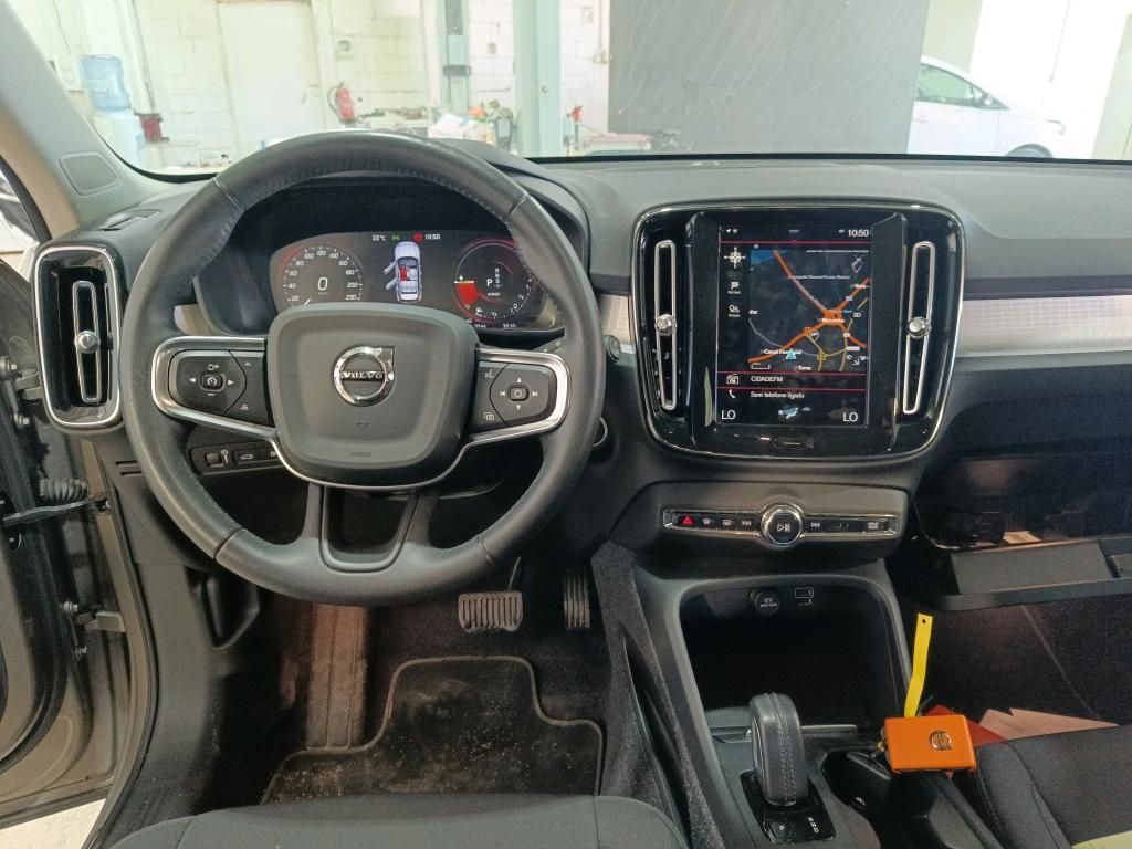 volvo-xc40-2021-hibrido-a-gasolina-1477cc