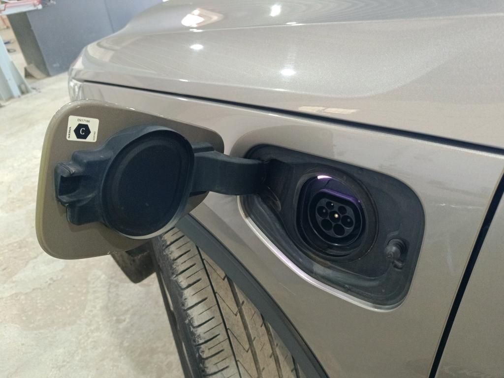 volvo-xc40-2021-hibrido-a-gasolina-1477cc