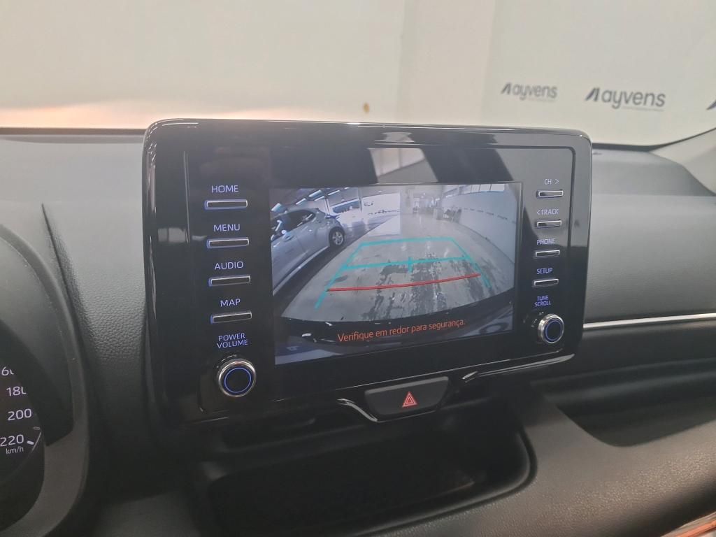 toyota-yaris-2023-hibrido-a-gasolina-1490cc