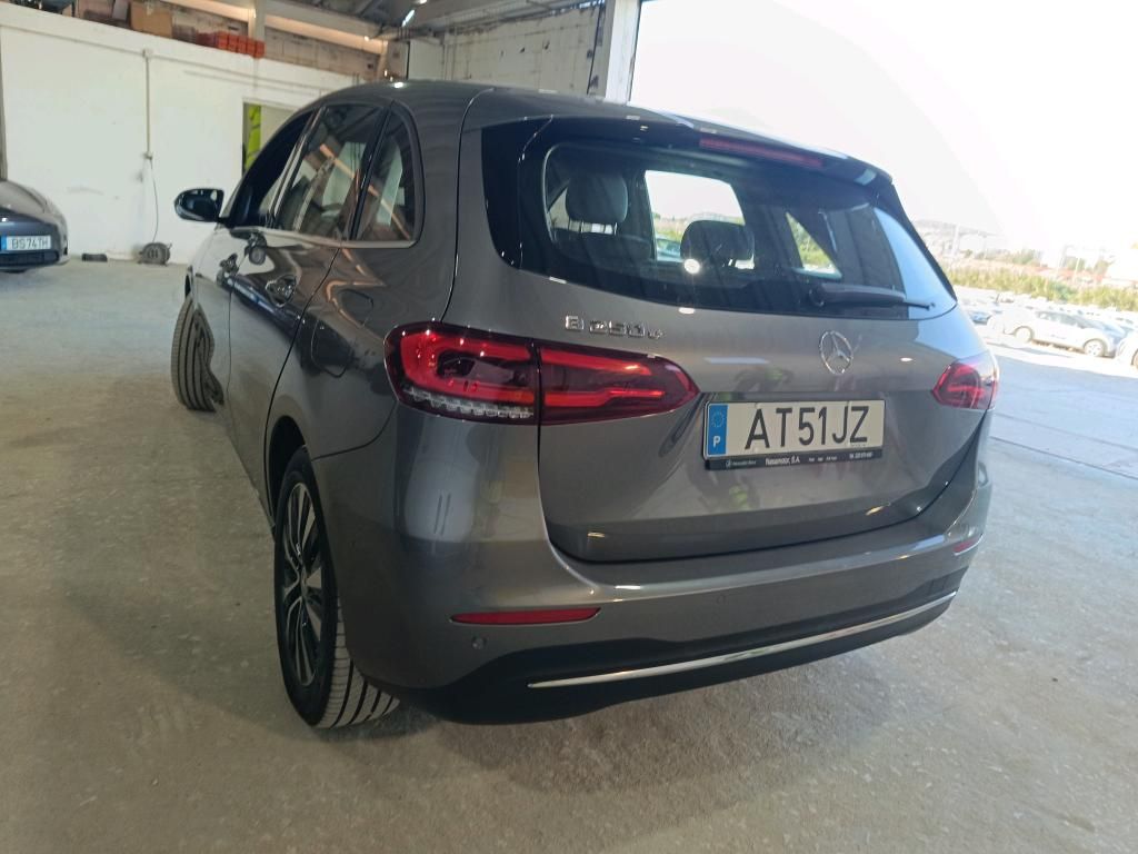 mercedes-benz-classe-b-2022-hibrido-a-gasolina-1332cc