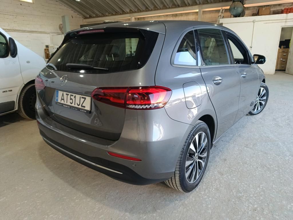 mercedes-benz-classe-b-2022-hibrido-a-gasolina-1332cc