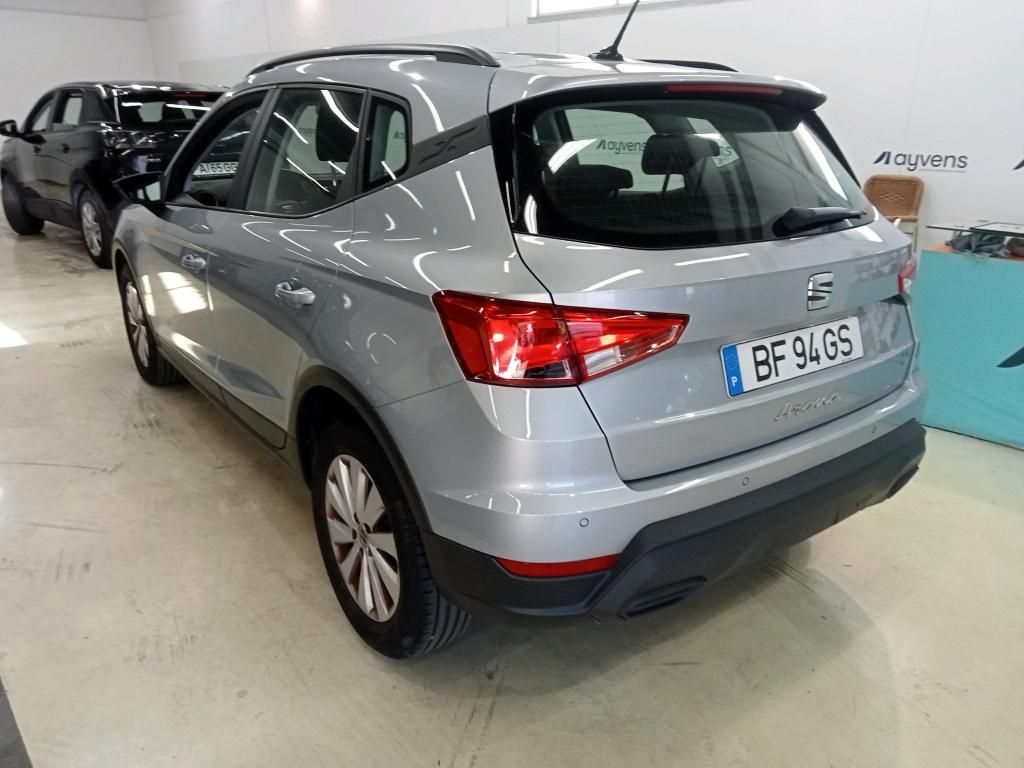 seat-arona-2023-gasolina-999cc