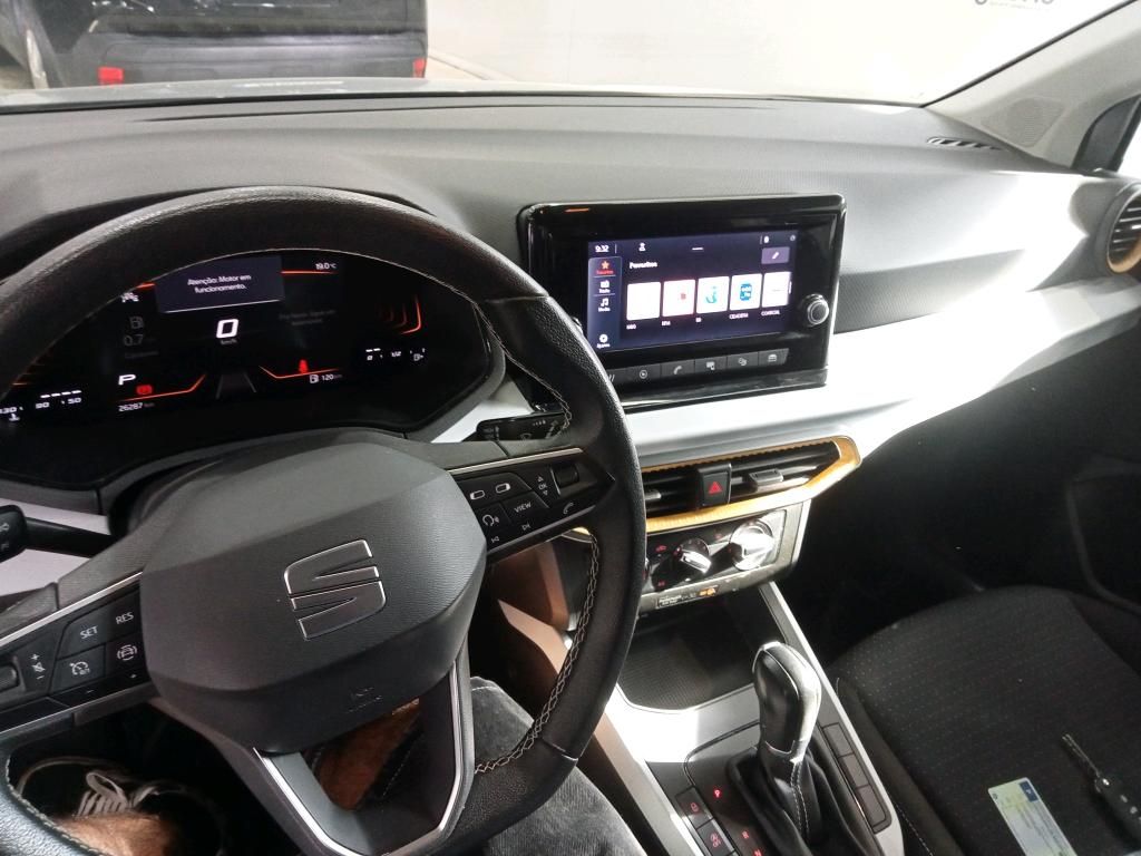 seat-arona-2023-gasolina-999cc