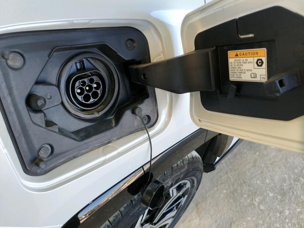toyota-rav4-2022-hibrido-a-gasolina-2487cc