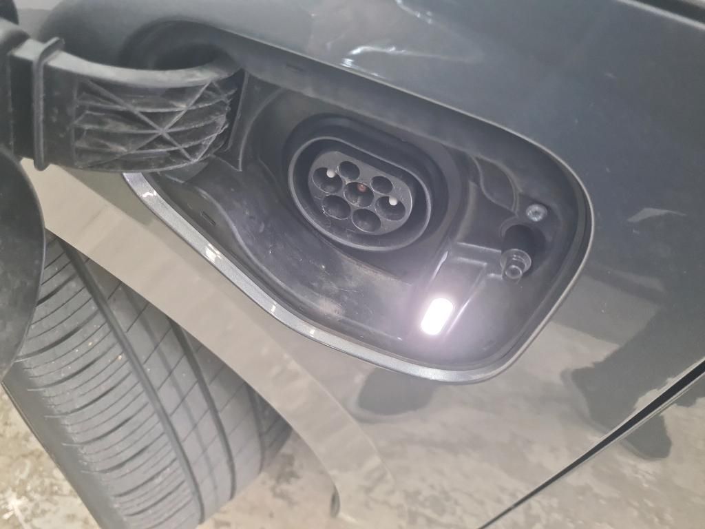 skoda-octavia-break-2023-hibrido-a-gasolina-1395cc