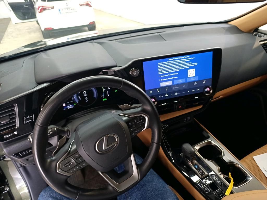 lexus-nx-2024-hibrido-a-gasolina-2487cc