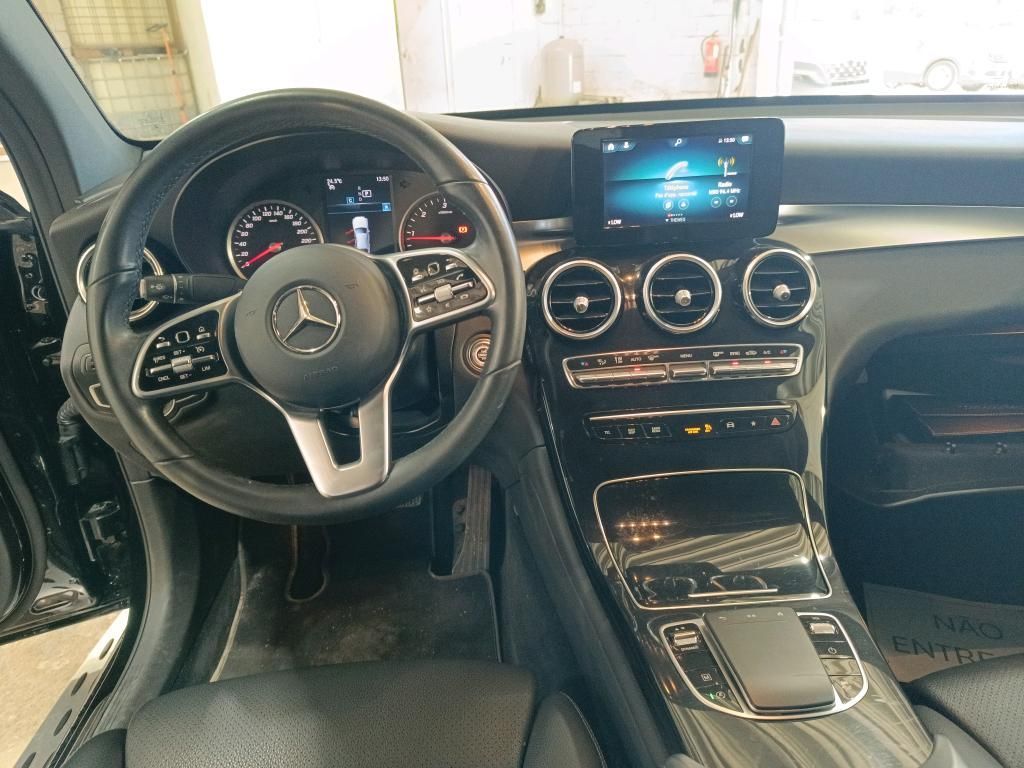 mercedes-benz-glc-2022-diesel-1950cc