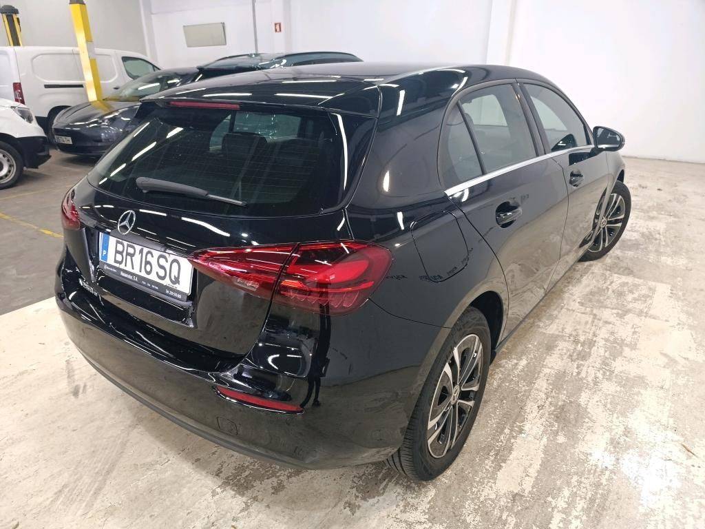 mercedes-benz-classe-a-2025-hibrido-a-gasolina-1332cc