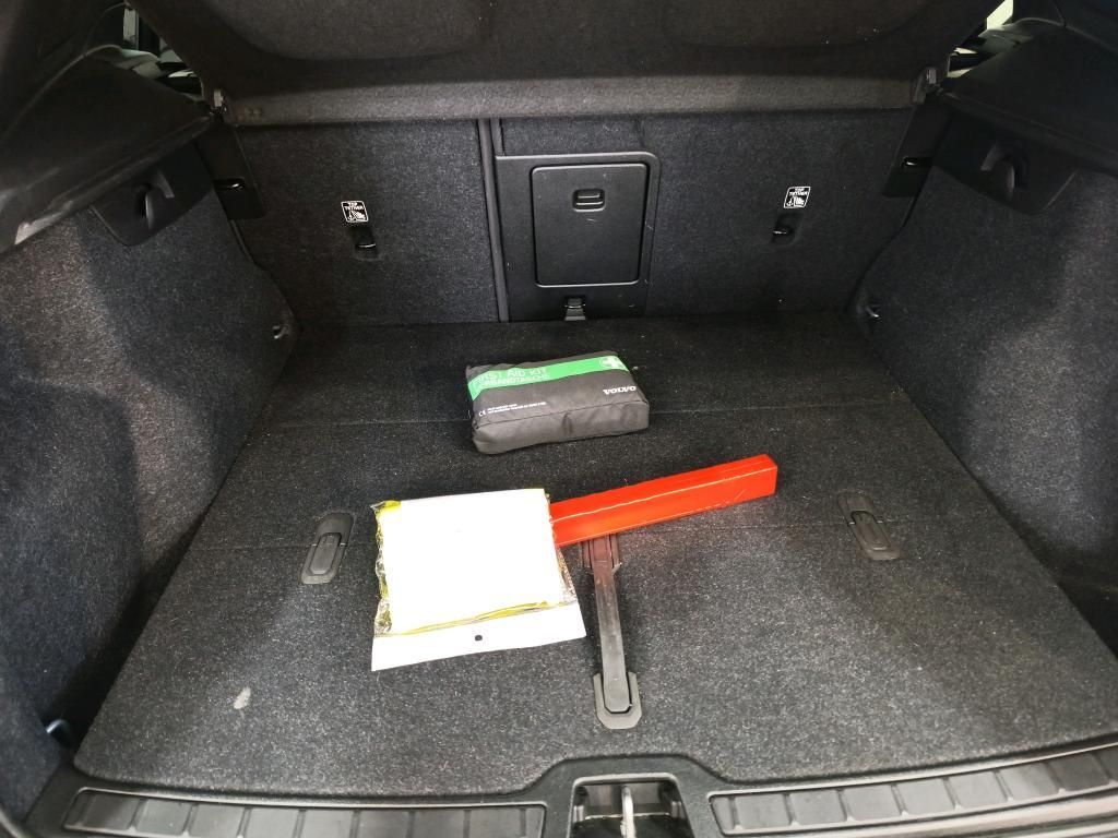 volvo-xc40-2022-eletrico-0cc