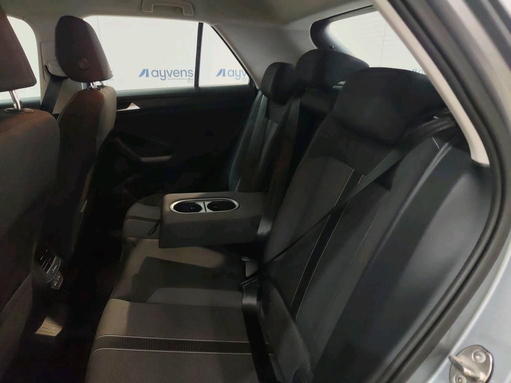 volkswagen-t-roc-2023-diesel-1968cc
