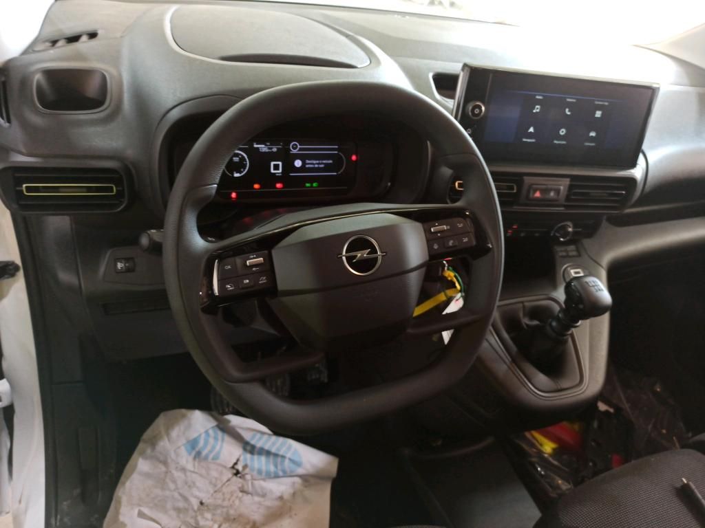 opel-combo-2025-diesel-1499cc