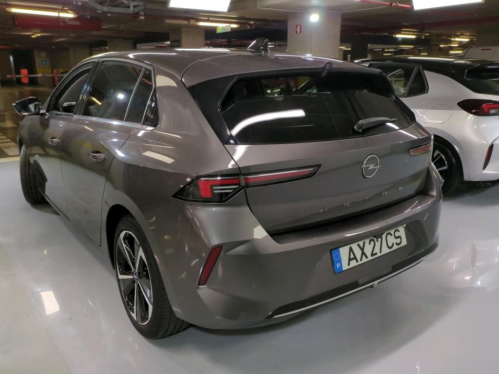 opel-astra-2023-diesel-1499cc