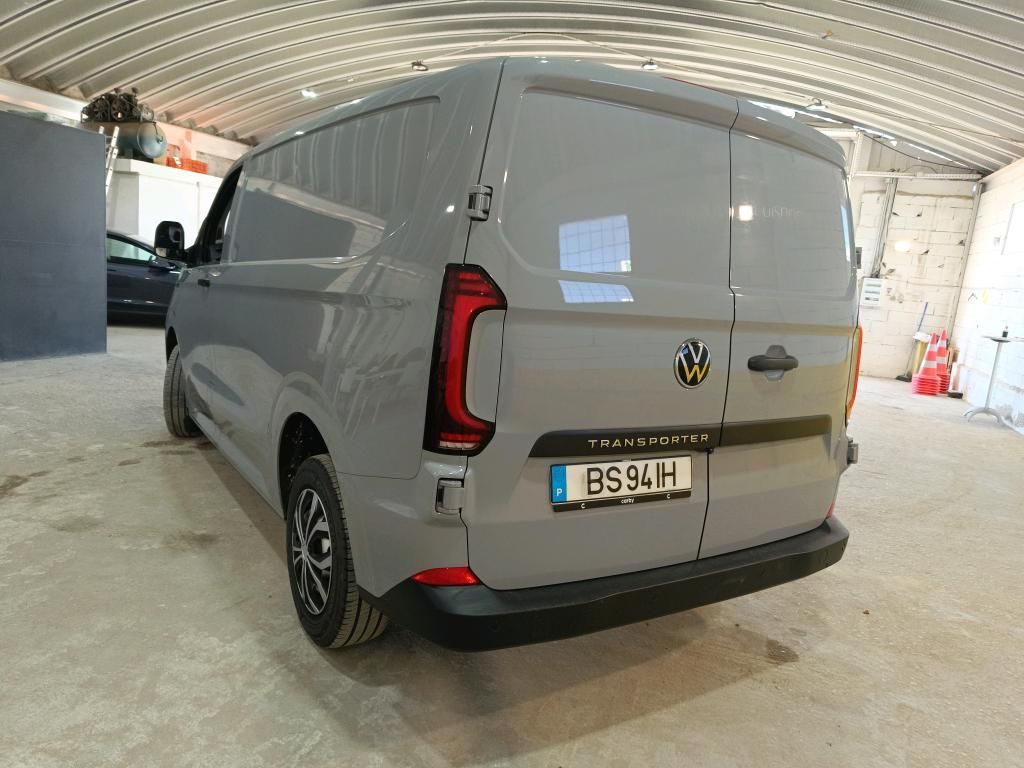 volkswagen-transporter-2025-diesel-1996cc