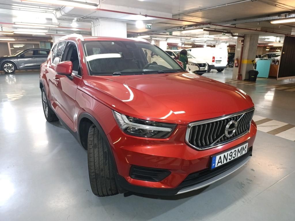 volvo-xc40-2022-hibrido-a-gasolina-1477cc