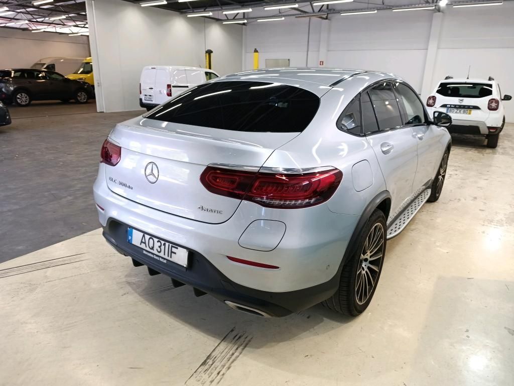 mercedes-benz-glc-2022-hibrido-a-gasolina-1991cc