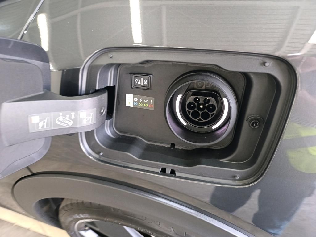 peugeot-408-2023-hibrido-a-gasolina-1598cc
