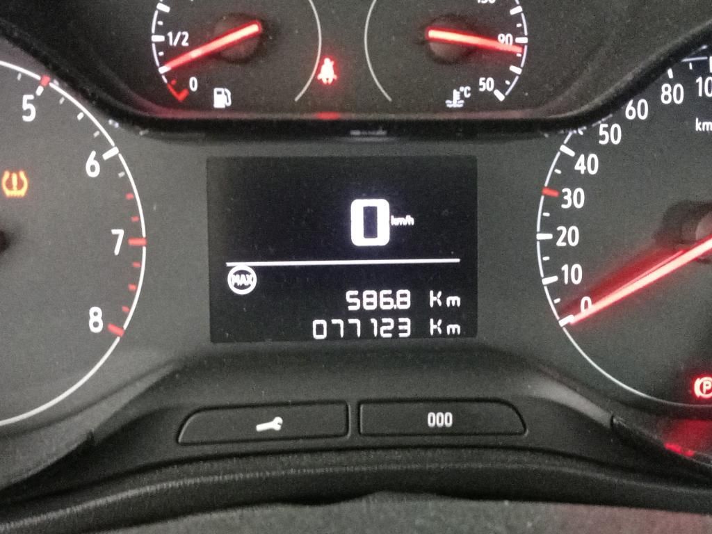 opel-crossland-2022-diesel-1499cc