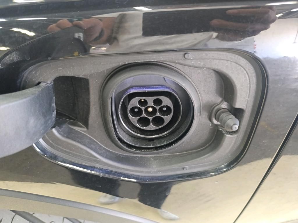 volvo-xc40-2023-hibrido-a-gasolina-1477cc