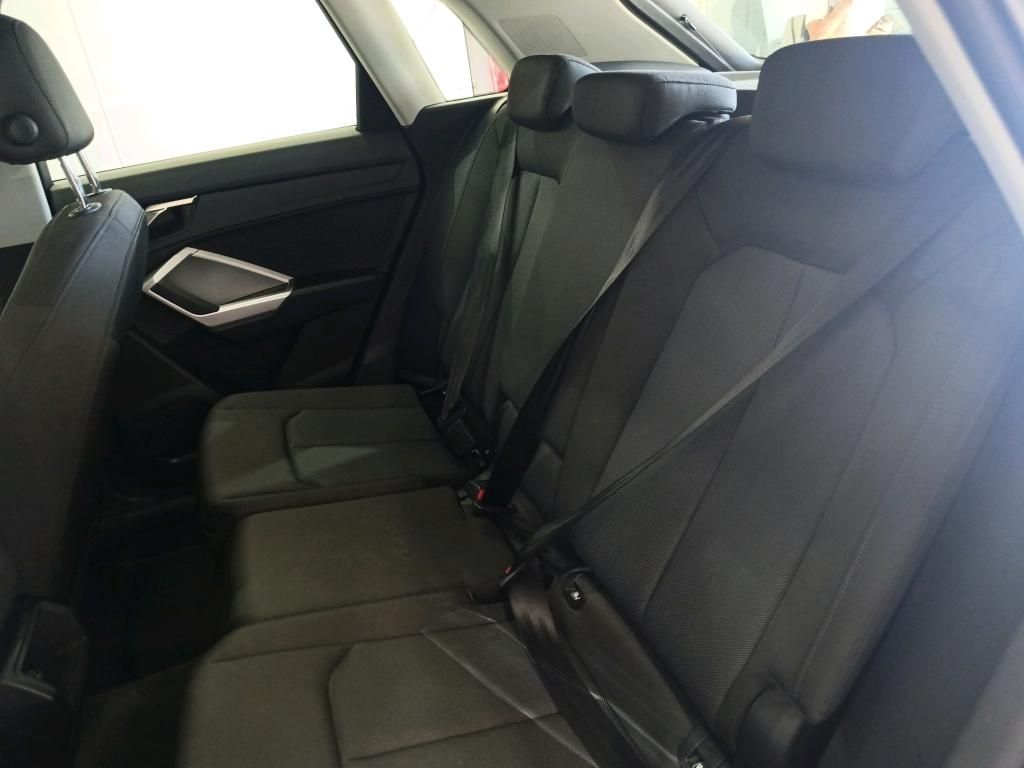 audi-q3-2023-diesel-1968cc