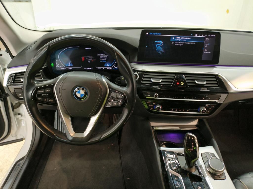 bmw-serie-5-2022-hibrido-a-gasolina-1998cc