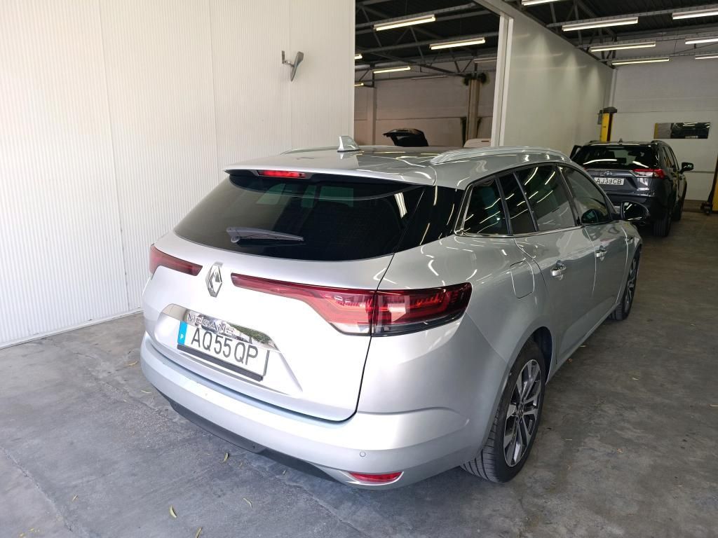 renault-megane-sport-tourer-2022-diesel-1461cc