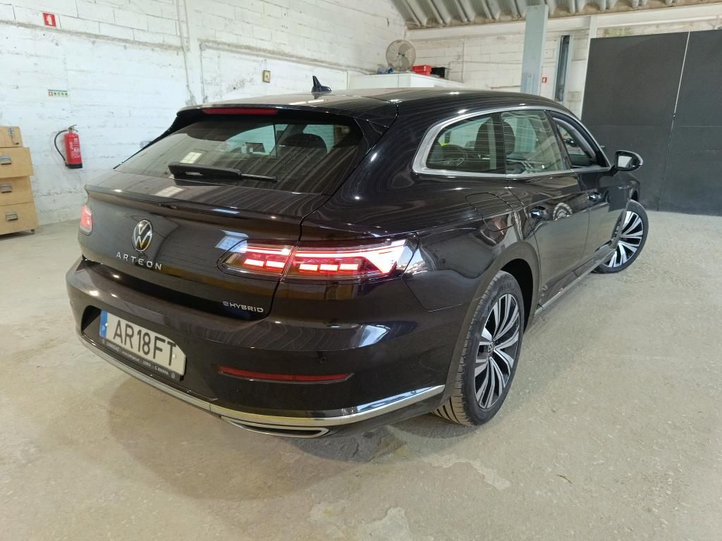 volkswagen-arteon-2022-hibrido-a-gasolina-1395cc