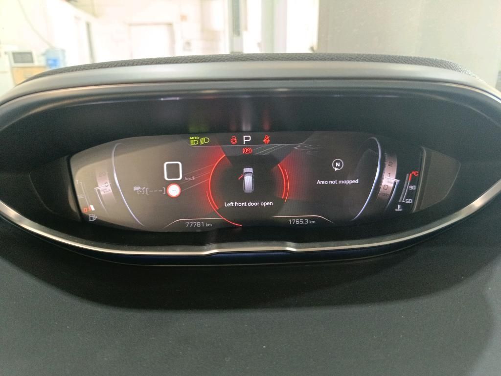 peugeot-5008-2022-diesel-1499cc