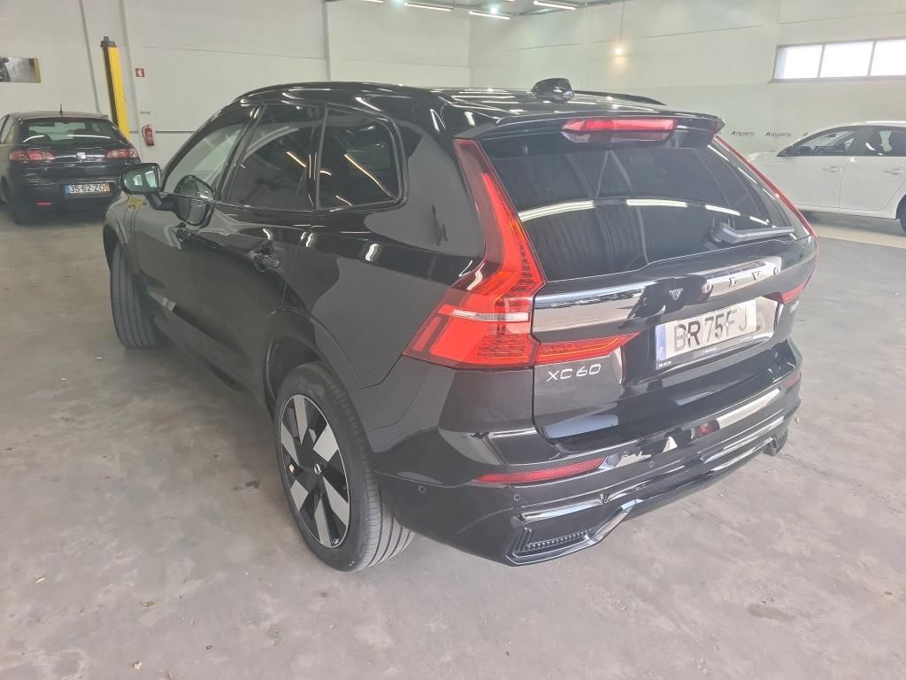 volvo-xc60-2025-hibrido-a-gasolina-1969cc