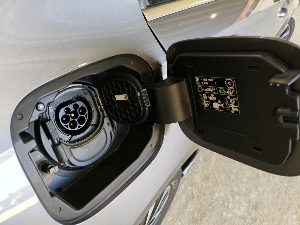mercedes-benz-classe-a-2021-hibrido-a-gasolina-1332cc
