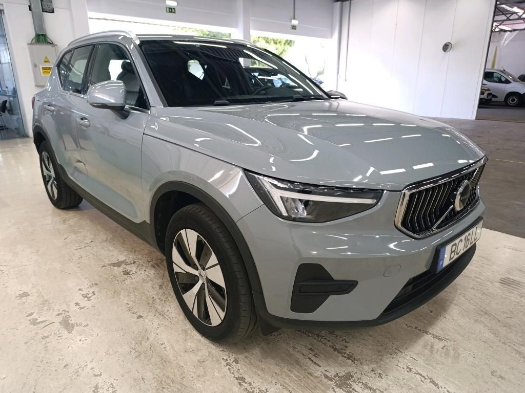 volvo-xc40-2023-hibrido-a-gasolina-1477cc