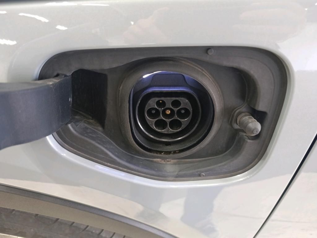 volvo-xc40-2023-hibrido-a-gasolina-1477cc