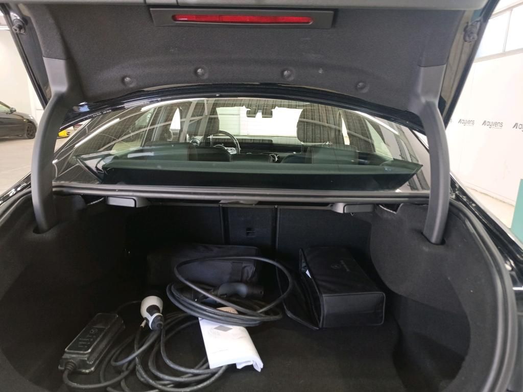 mercedes-benz-classe-a-2022-hibrido-a-gasolina-1332cc