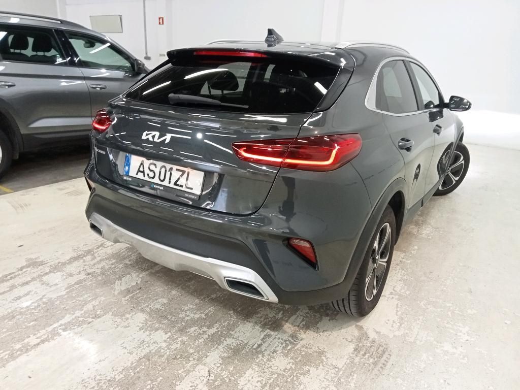 kia-xceed-2022-hibrido-a-gasolina-1580cc
