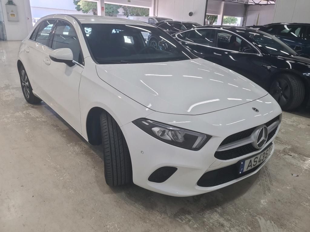 mercedes-benz-classe-a-2022-hibrido-a-gasolina-1332cc
