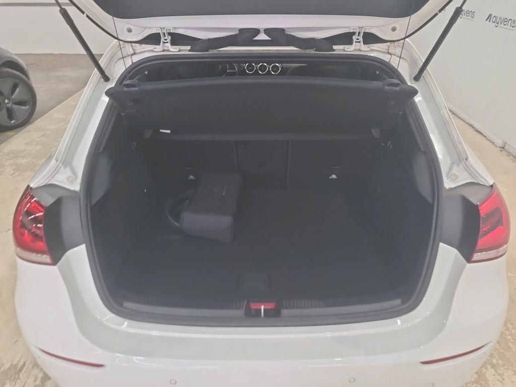mercedes-benz-classe-a-2022-hibrido-a-gasolina-1332cc