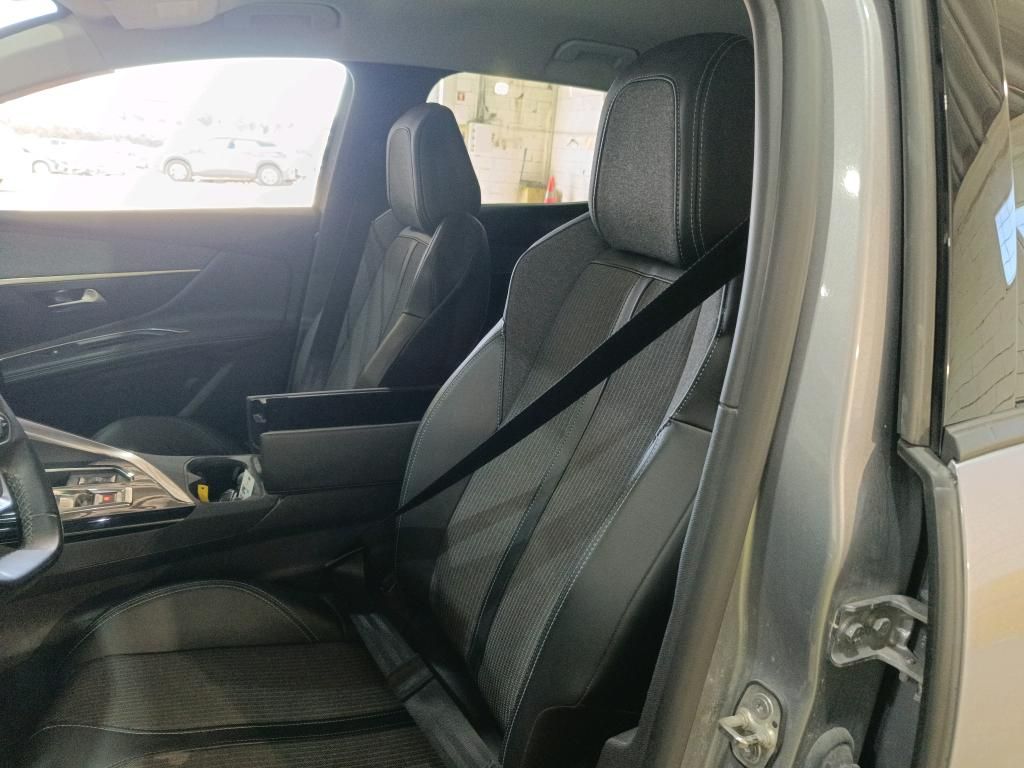peugeot-3008-2022-hibrido-a-gasolina-1598cc