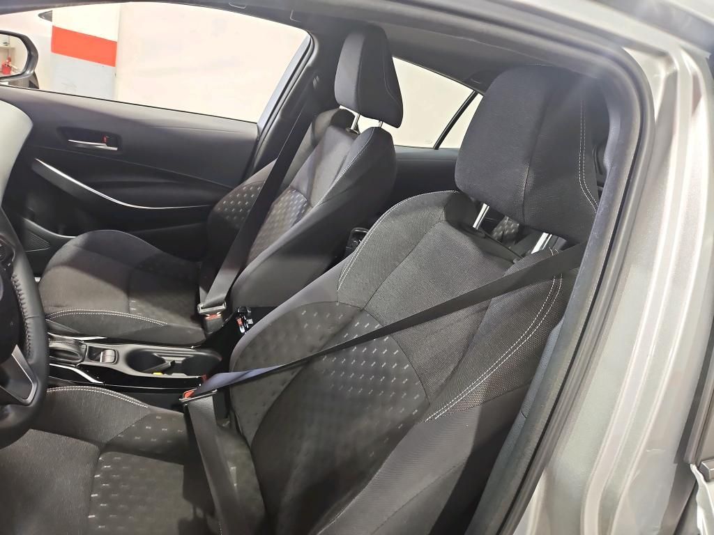 toyota-corolla-2023-hibrido-a-gasolina-1798cc